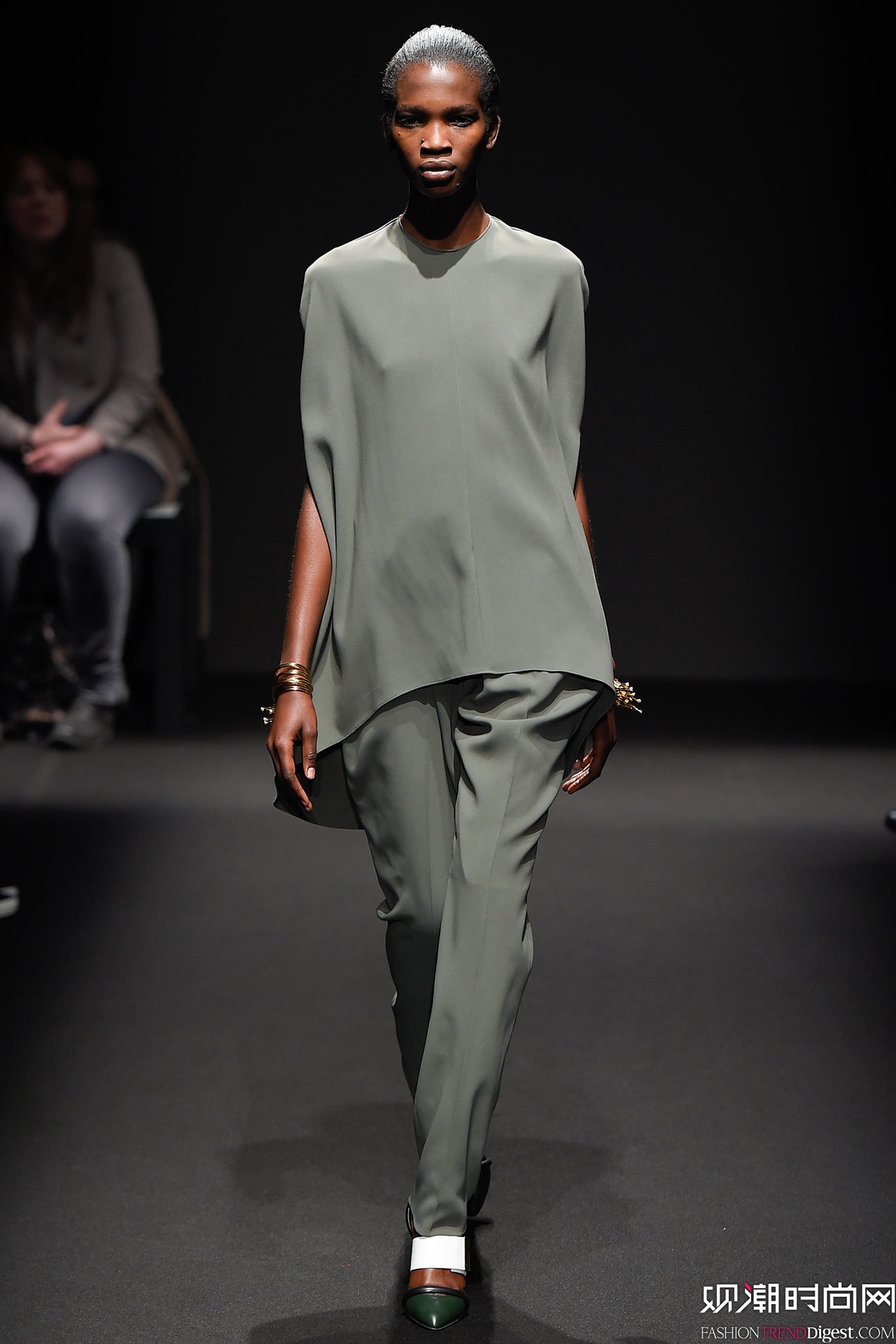 Esteban Cortazar 2015ﶬr(sh)bϵDƬ