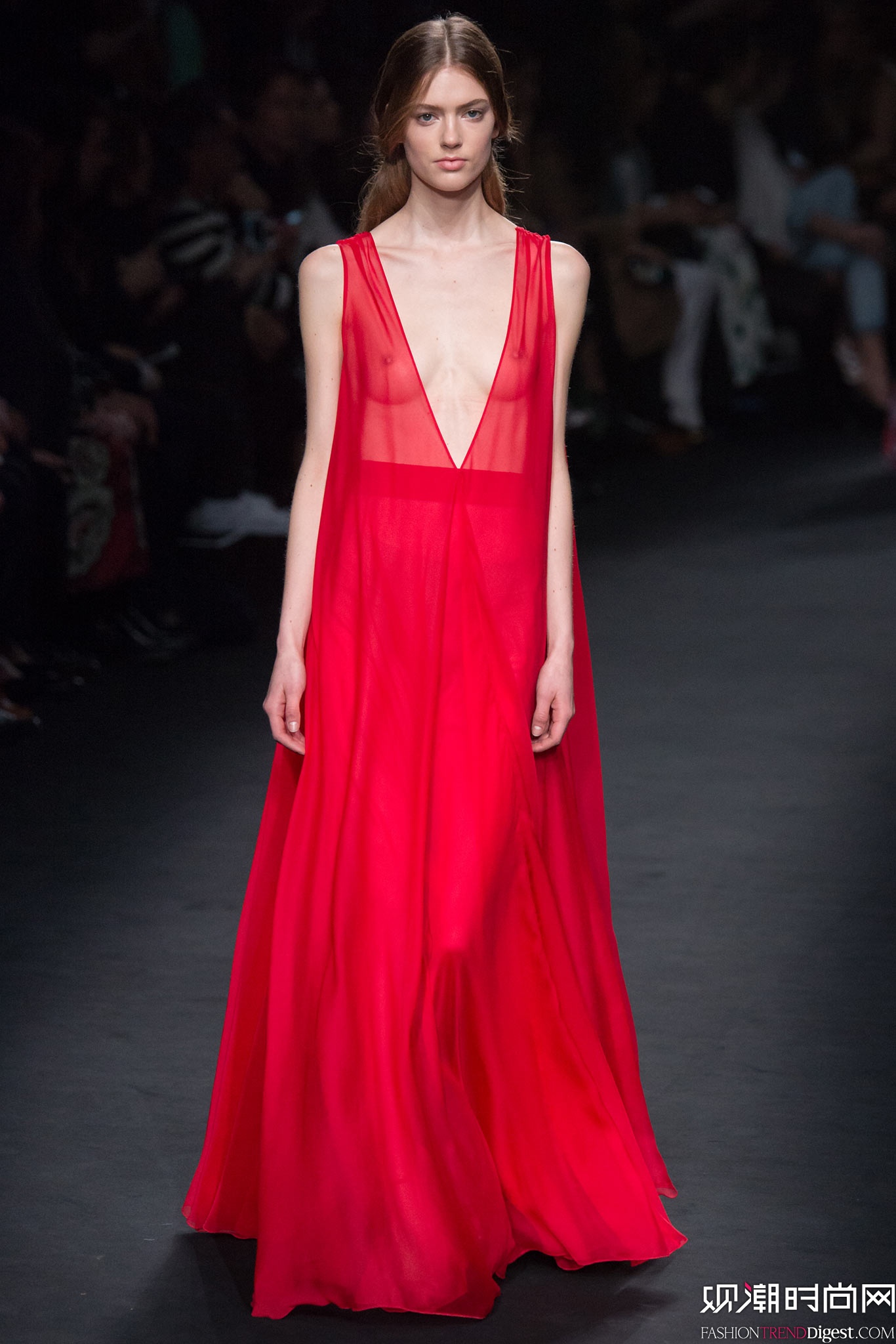 Valentino 2015ﶬʱװϵ㳡ͼƬ