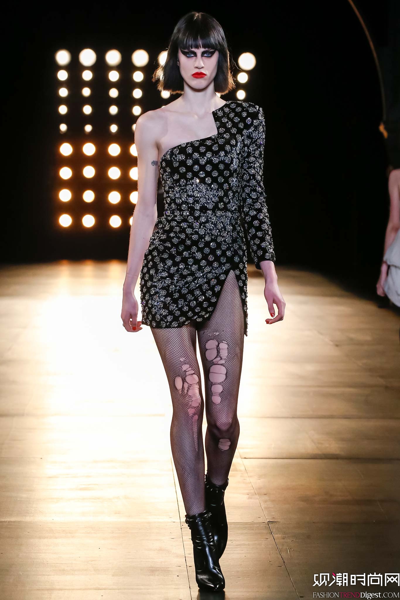 Saint Laurent 2015ﶬr(sh)bϵ(chng)DƬ