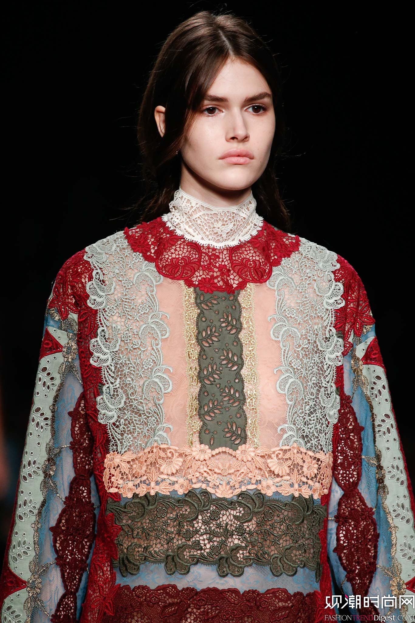 Valentino 2015ﶬʱװϵ㳡ͼƬ