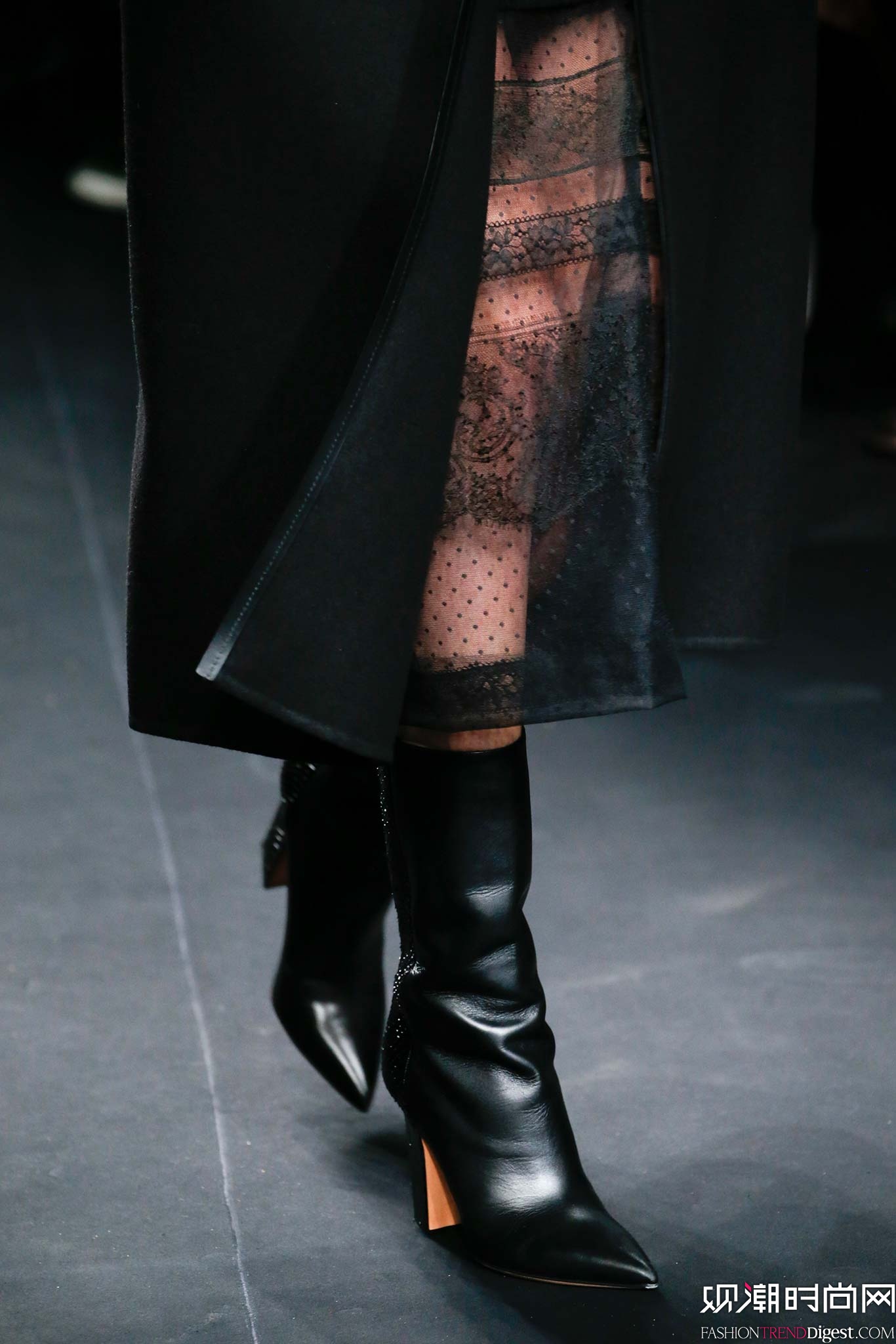 Valentino 2015ﶬrbϵDƬ