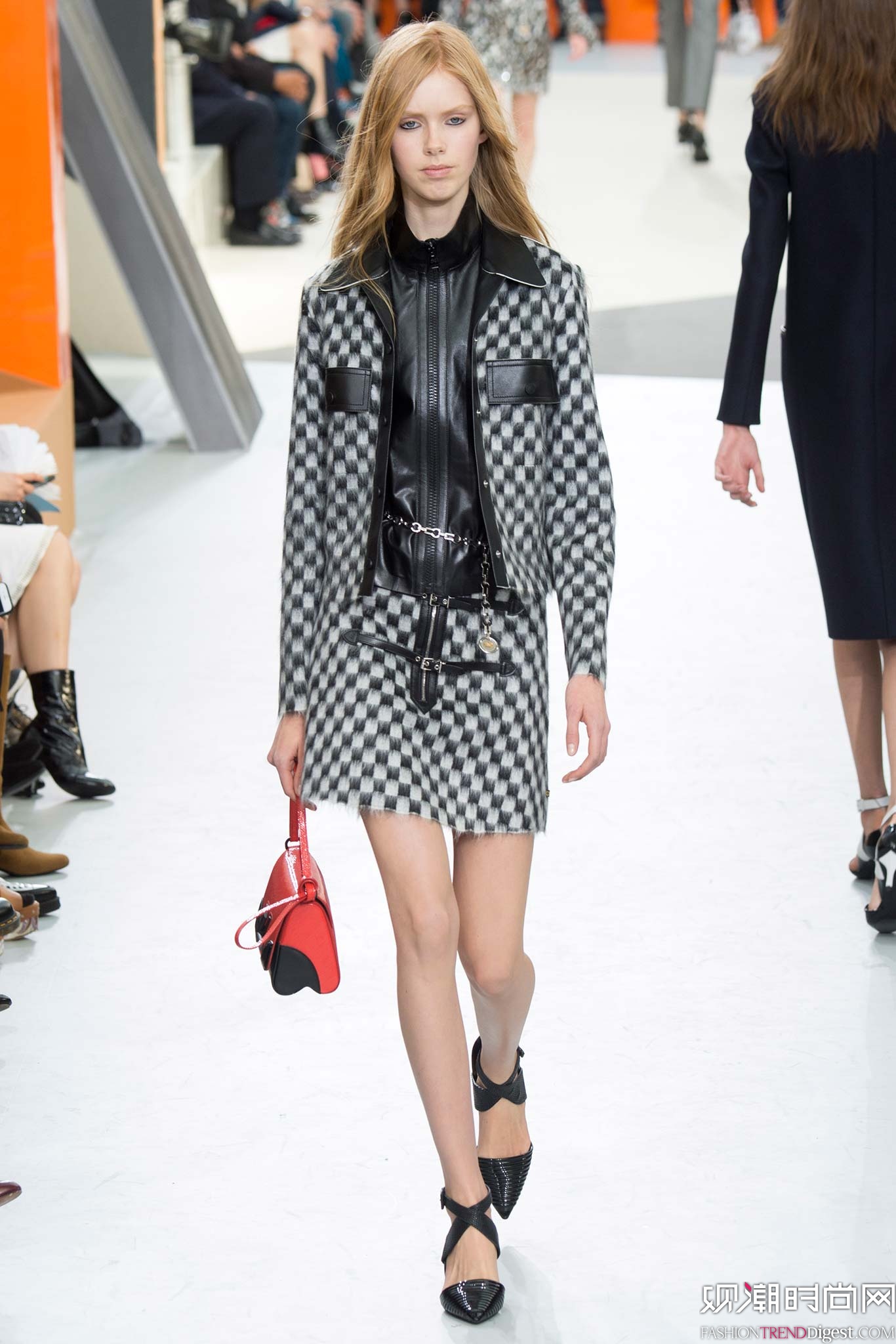 Louis Vuitton 2015ﶬʱװϵ㳡ͼƬ