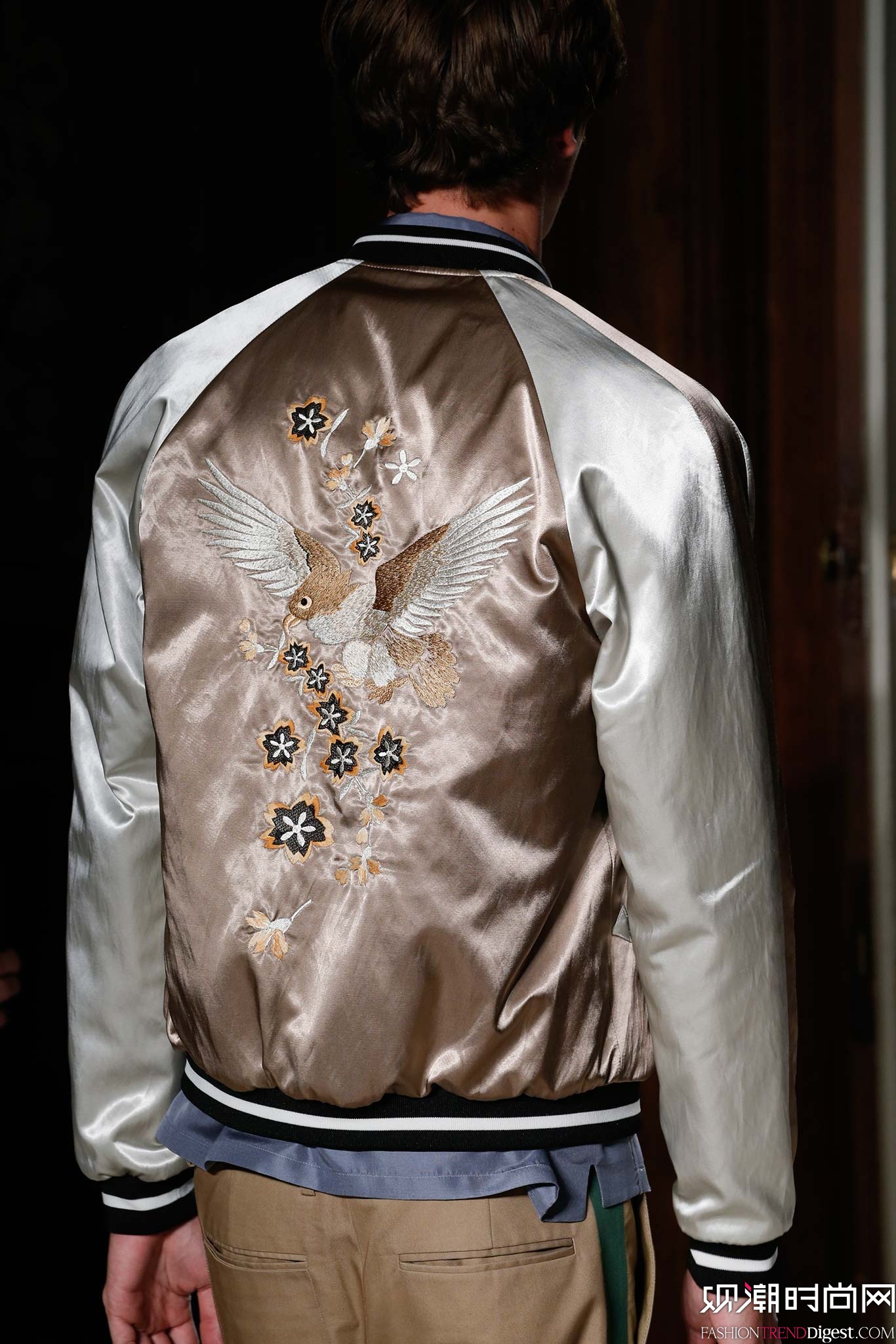Valentino 2016���İ�����װ�ܸ���ͼƬ