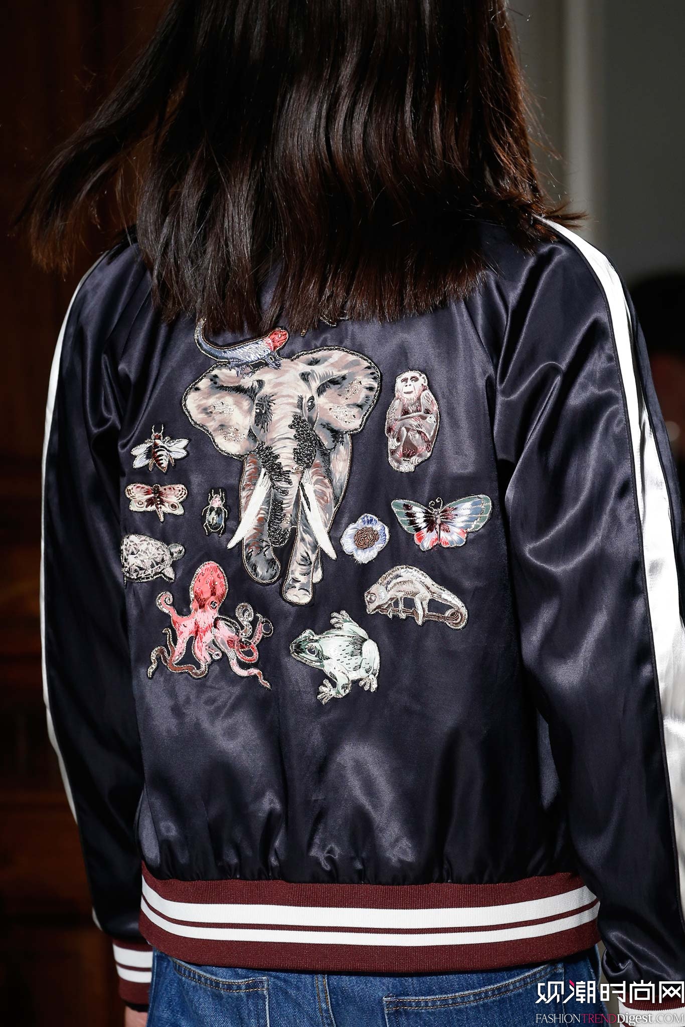 Valentino 2016���İ�����װ�ܸ���ͼƬ