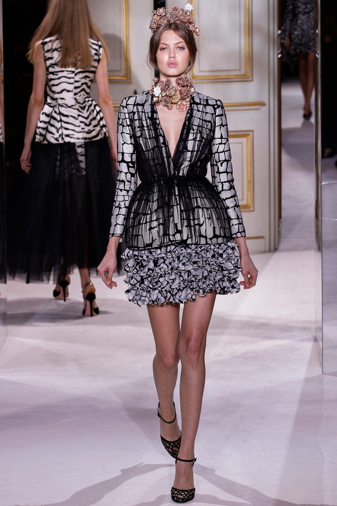 Giambattista Valli 2013ĸ߼ϵиͼƬ