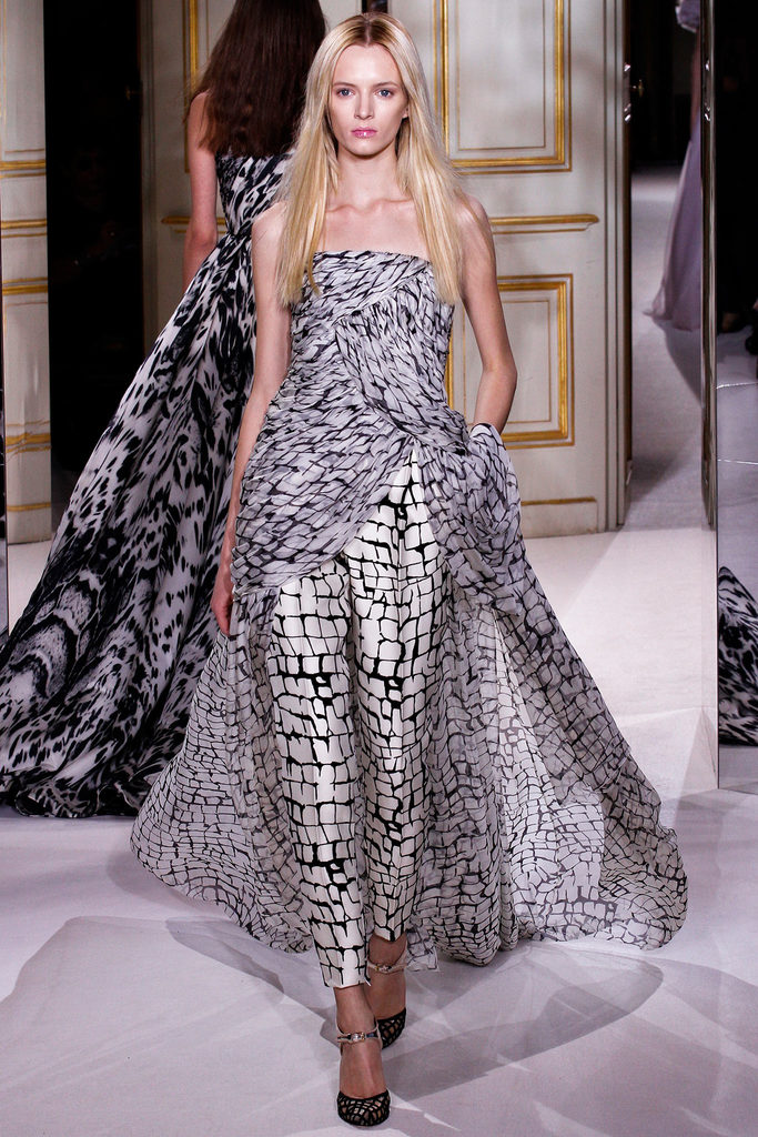 Giambattista Valli 2013ĸ߼ϵиͼƬ