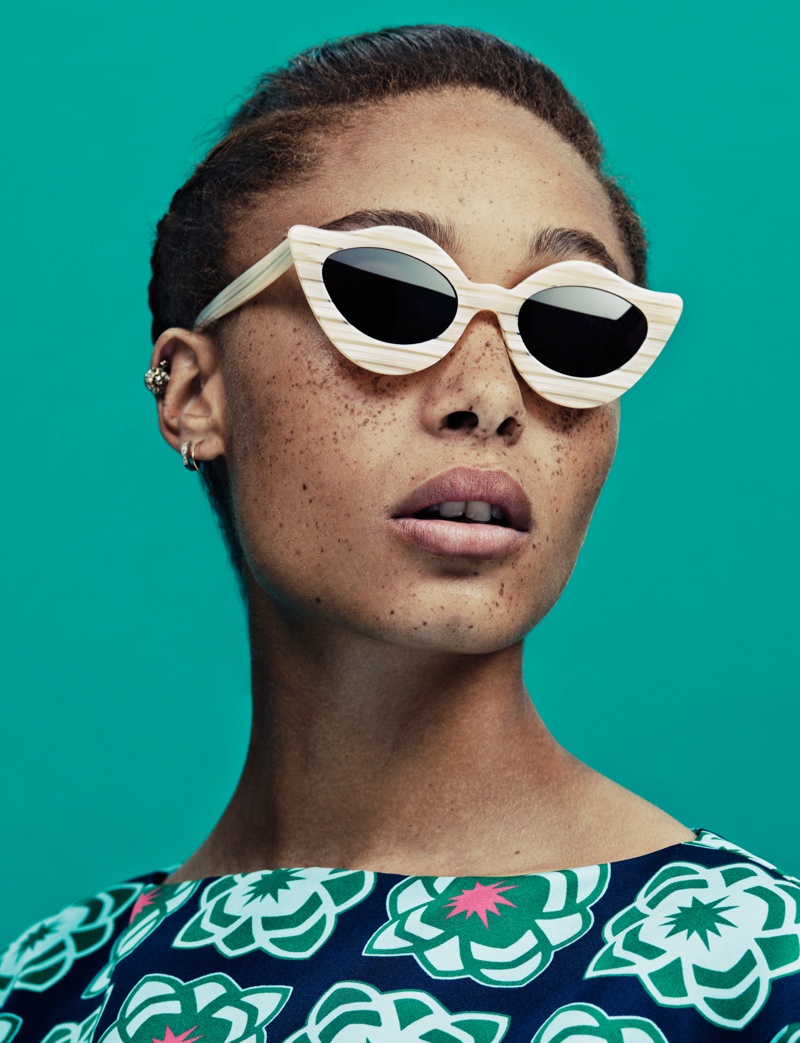 ADWOA ABOAH [ HOUSE OF HOLLAND 2013ĩRVDƬ