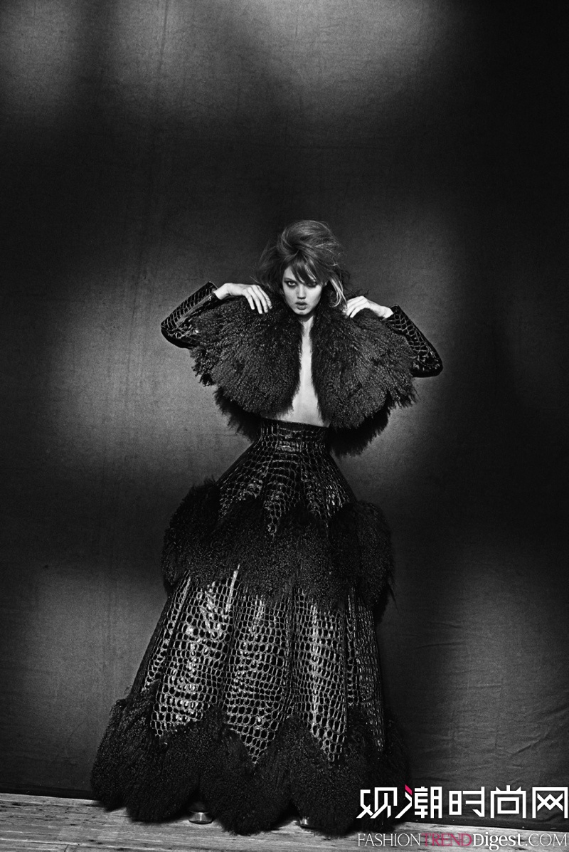 Lindsey WixsonΪAzzedine Alaia2014LOOKBOOKͼƬ