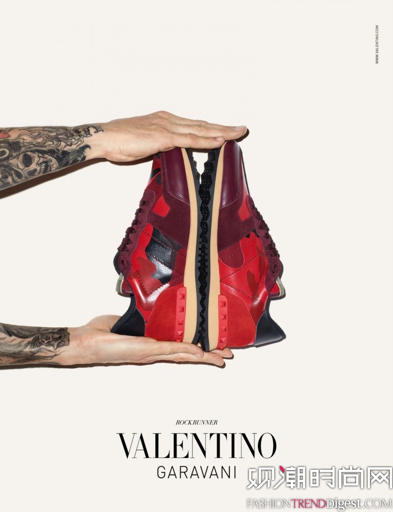 Terry RichardsonRValentino Sneakers 2014VƬDƬ