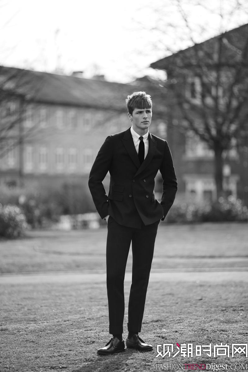 Edward WildingMarks & Spencer 2015ﶬϵЏVƬDƬ