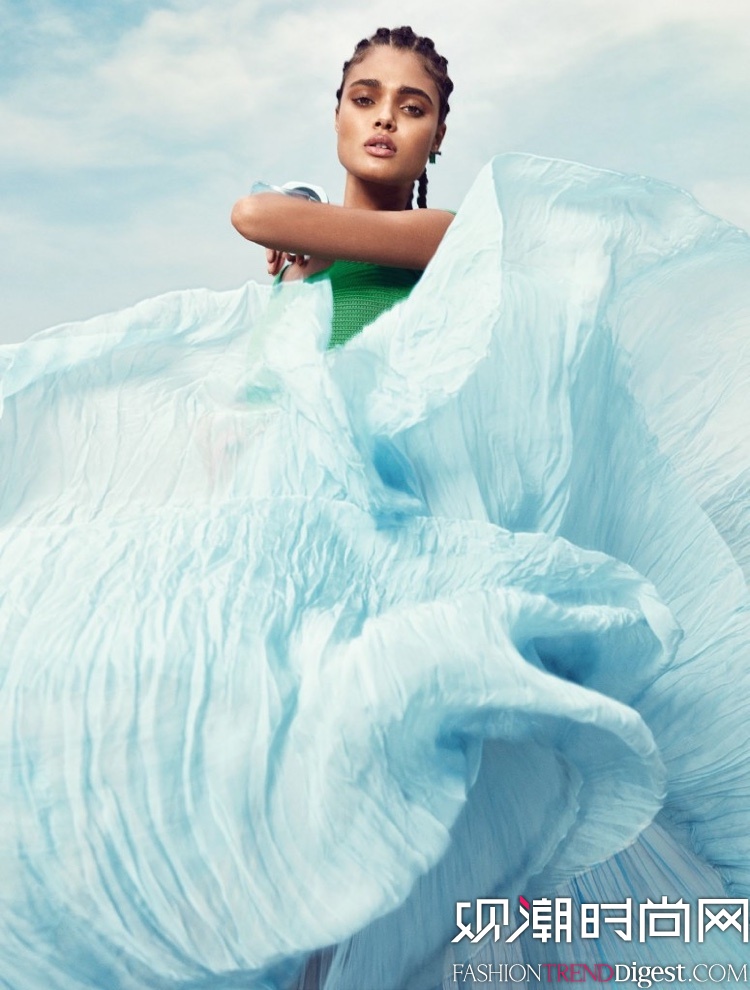 Daniela Braga ϰ桶Harpers Bazaar20151¿ͼƬ