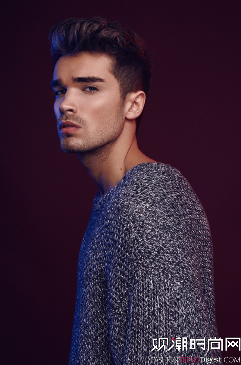 Josh CuthbertCandid־ƬͼƬ