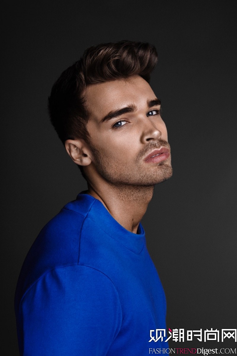 Josh CuthbertCandid־ƬͼƬ