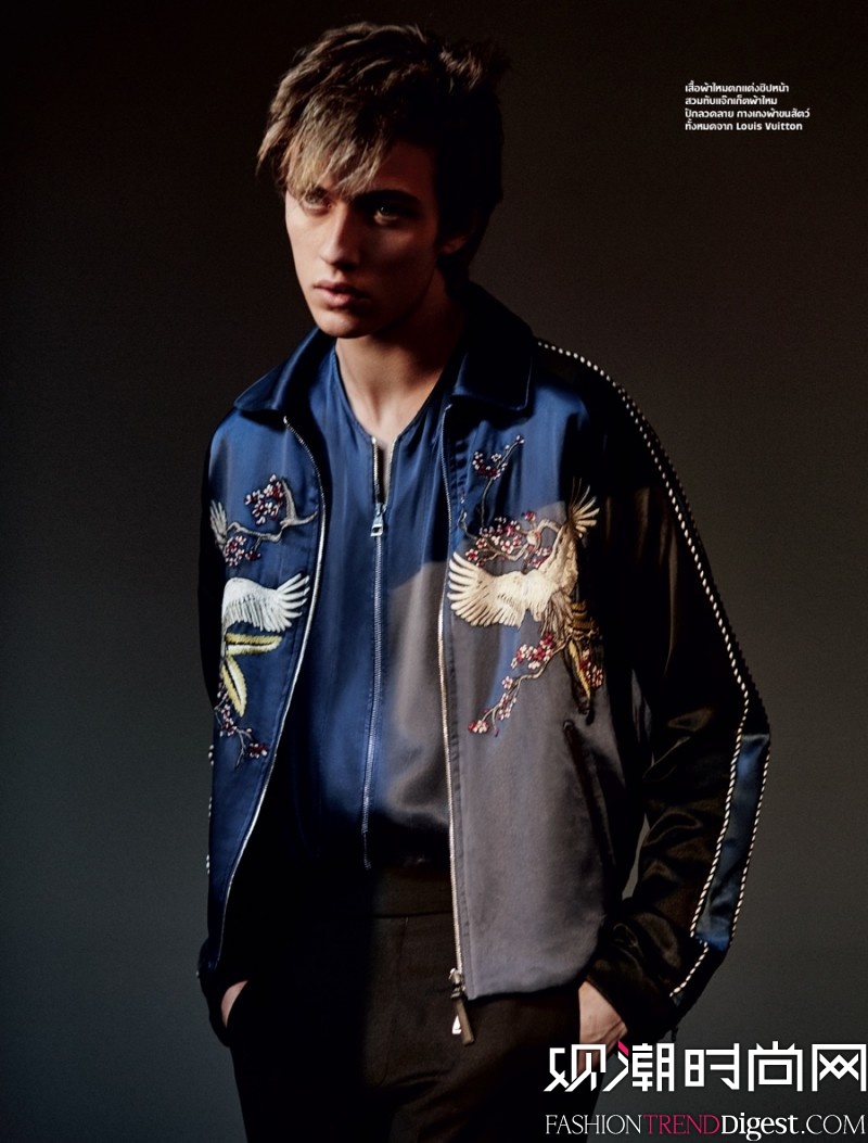 Lucky Blue Smith̩桶LOptimum20162־漰ҳͼƬ