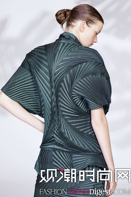 Issey Miyake 2016紺ŮװȼϵlookbookͼƬ