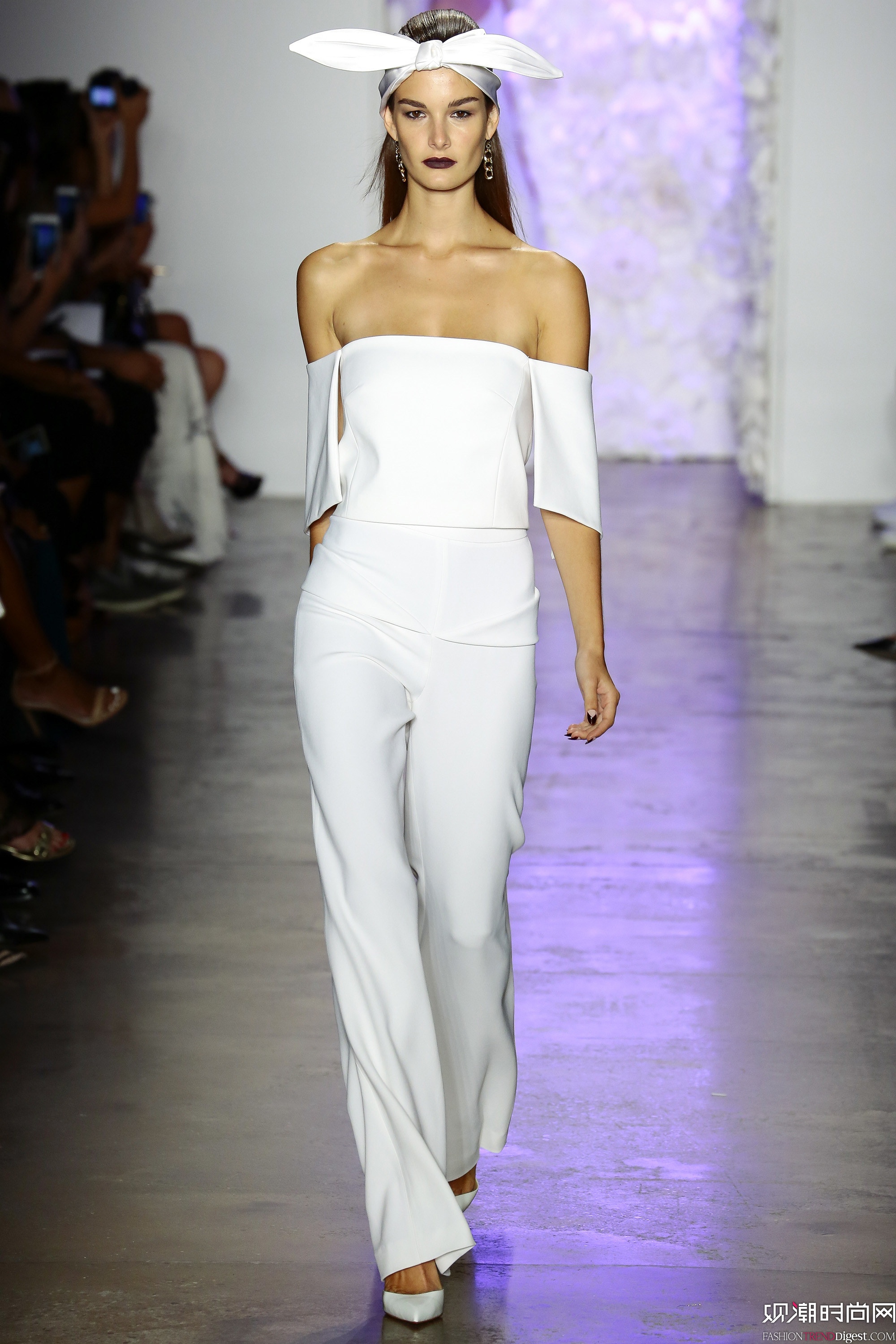 Cushnie et Ochs 2016ϵŦԼʱװܸͼƬ