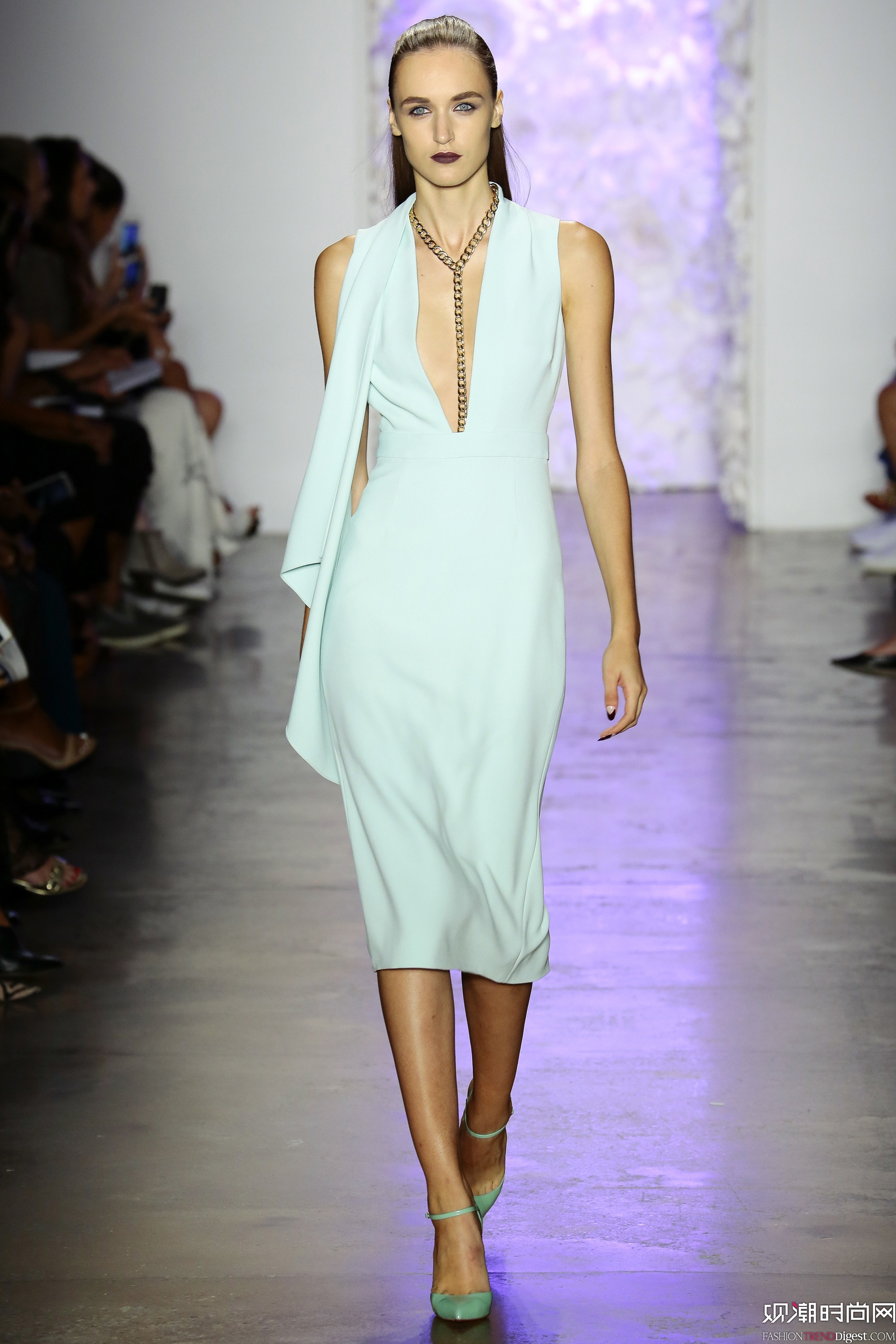 Cushnie et Ochs 2016ϵŦԼʱװܸͼƬ