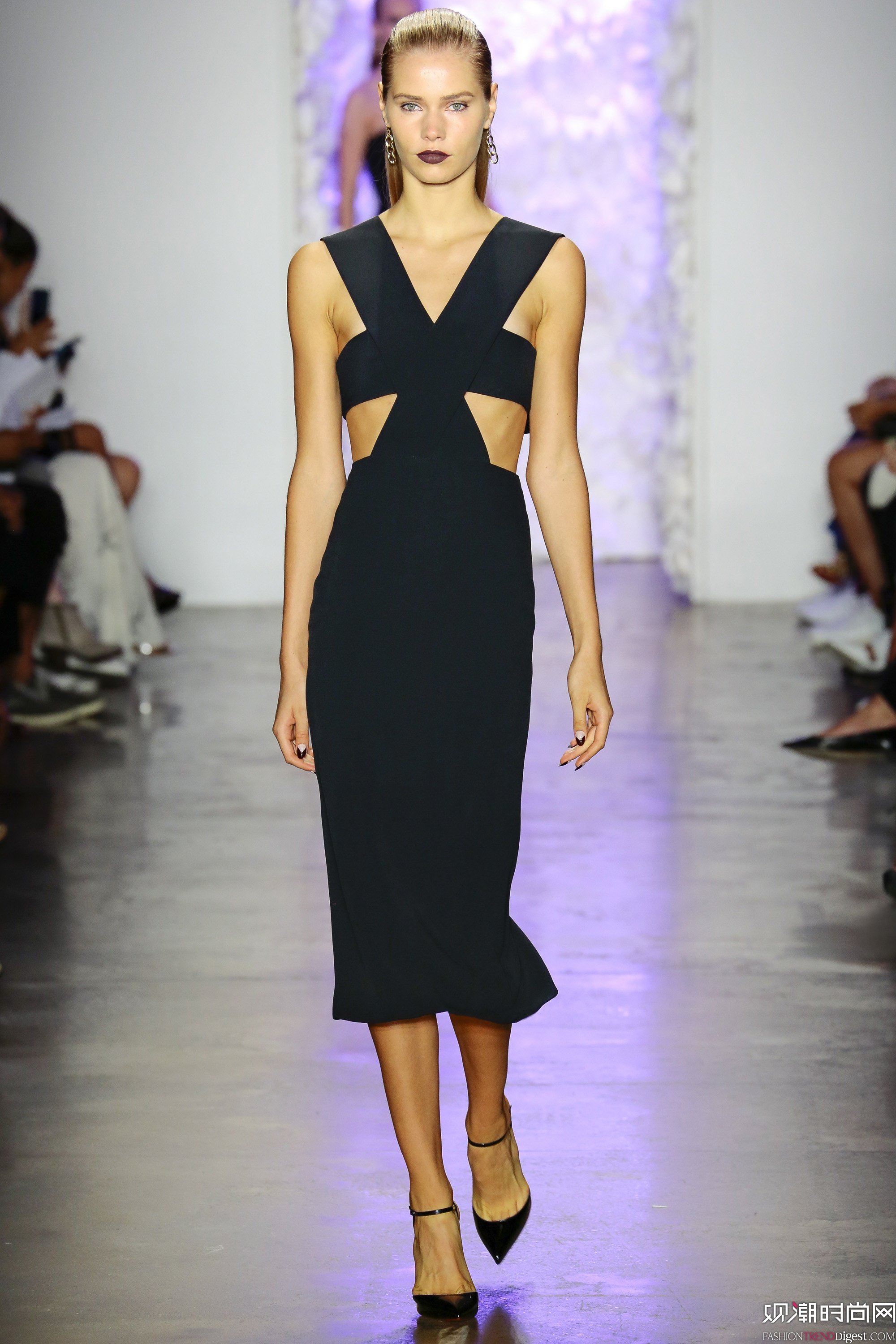 Cushnie et Ochs 2016ϵŦԼʱװܸͼƬ