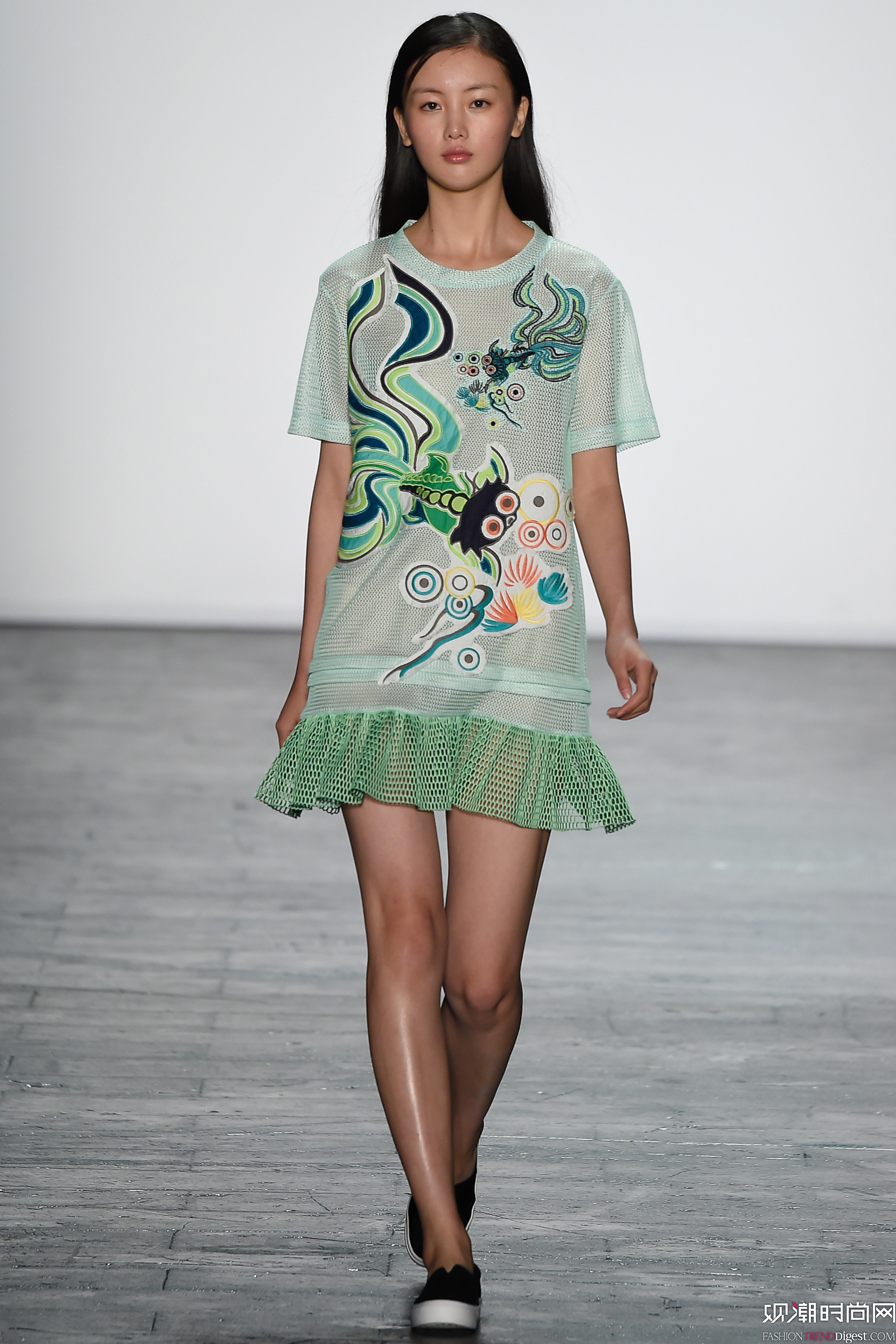 Vivienne Tam 2016����ŦԼʱװ�ܸ���ͼƬ