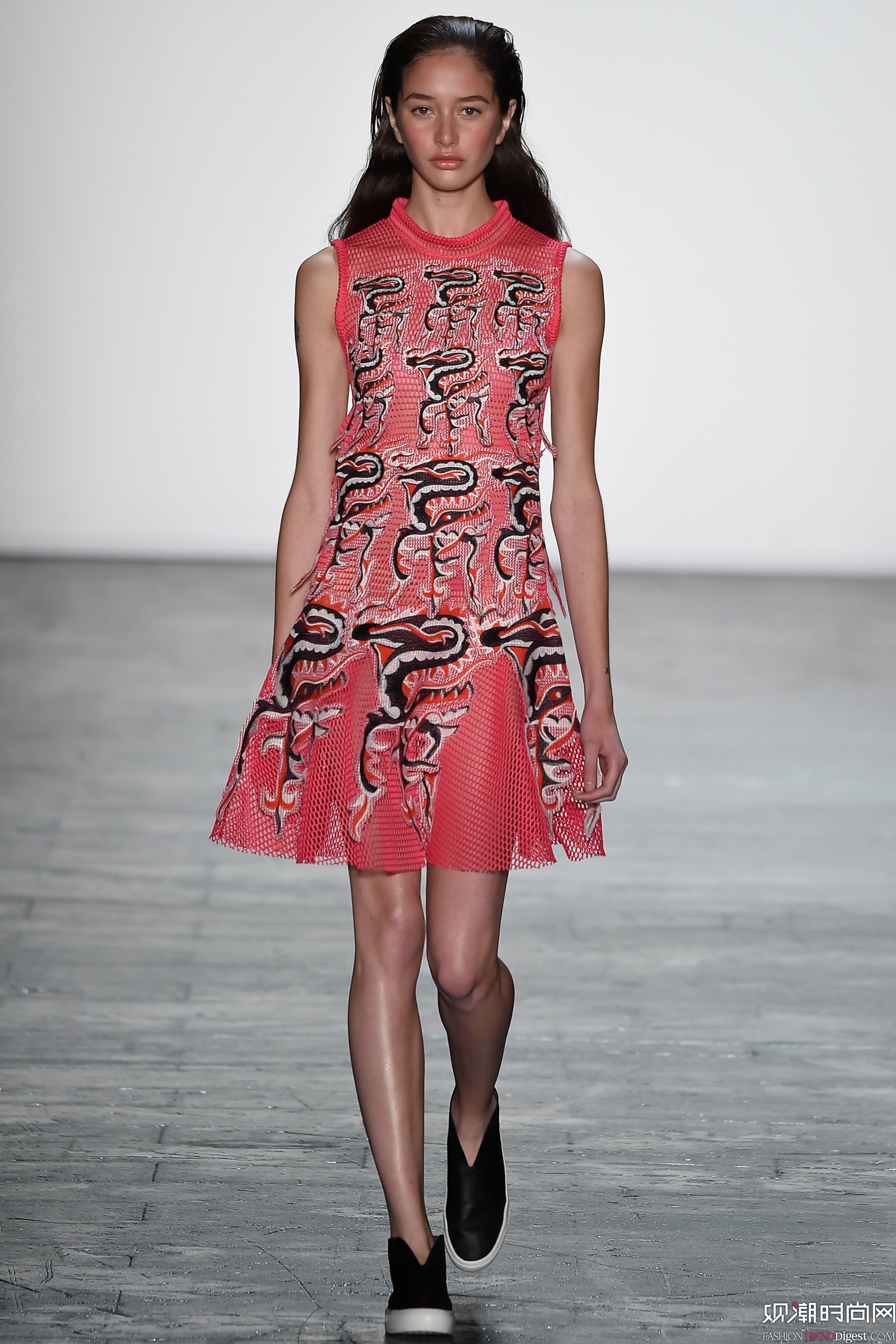 Vivienne Tam 2016����ŦԼʱװ�ܸ���ͼƬ