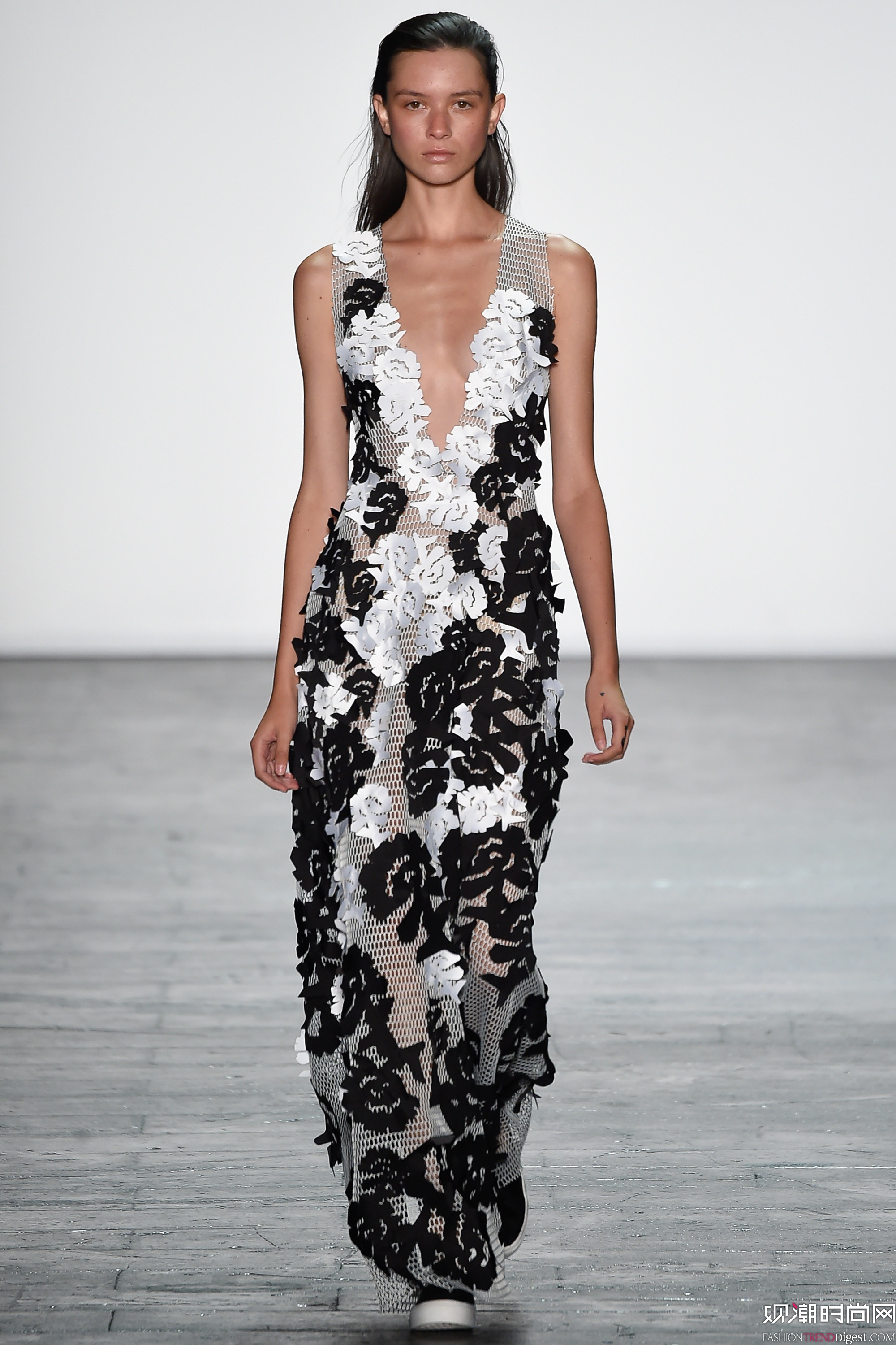 Vivienne Tam 2016����ŦԼʱװ�ܸ���ͼƬ