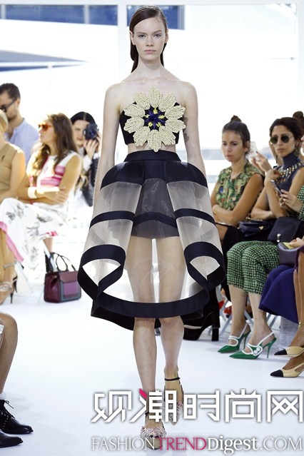 Delpozo 2016ϵŦԼʱװܸͼƬ