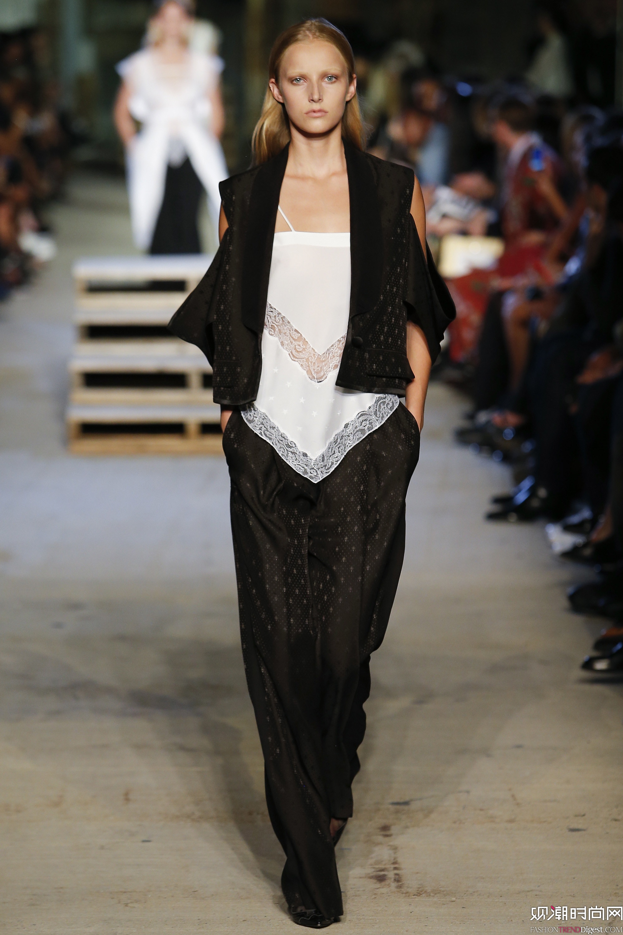 Givenchy 2016ϵм~sr(sh)bܸDƬ