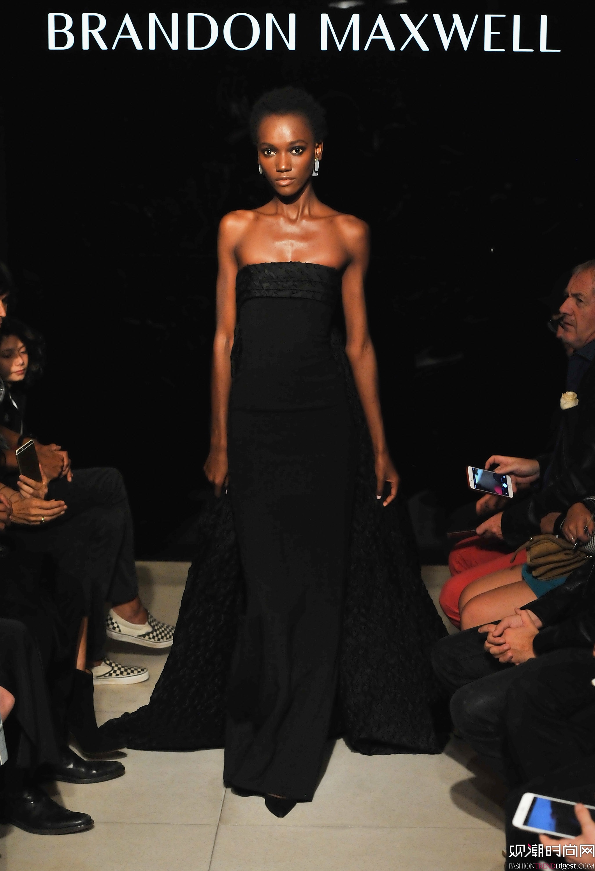 Brandon Maxwell 2016Ůװϵ㳡ͼƬ