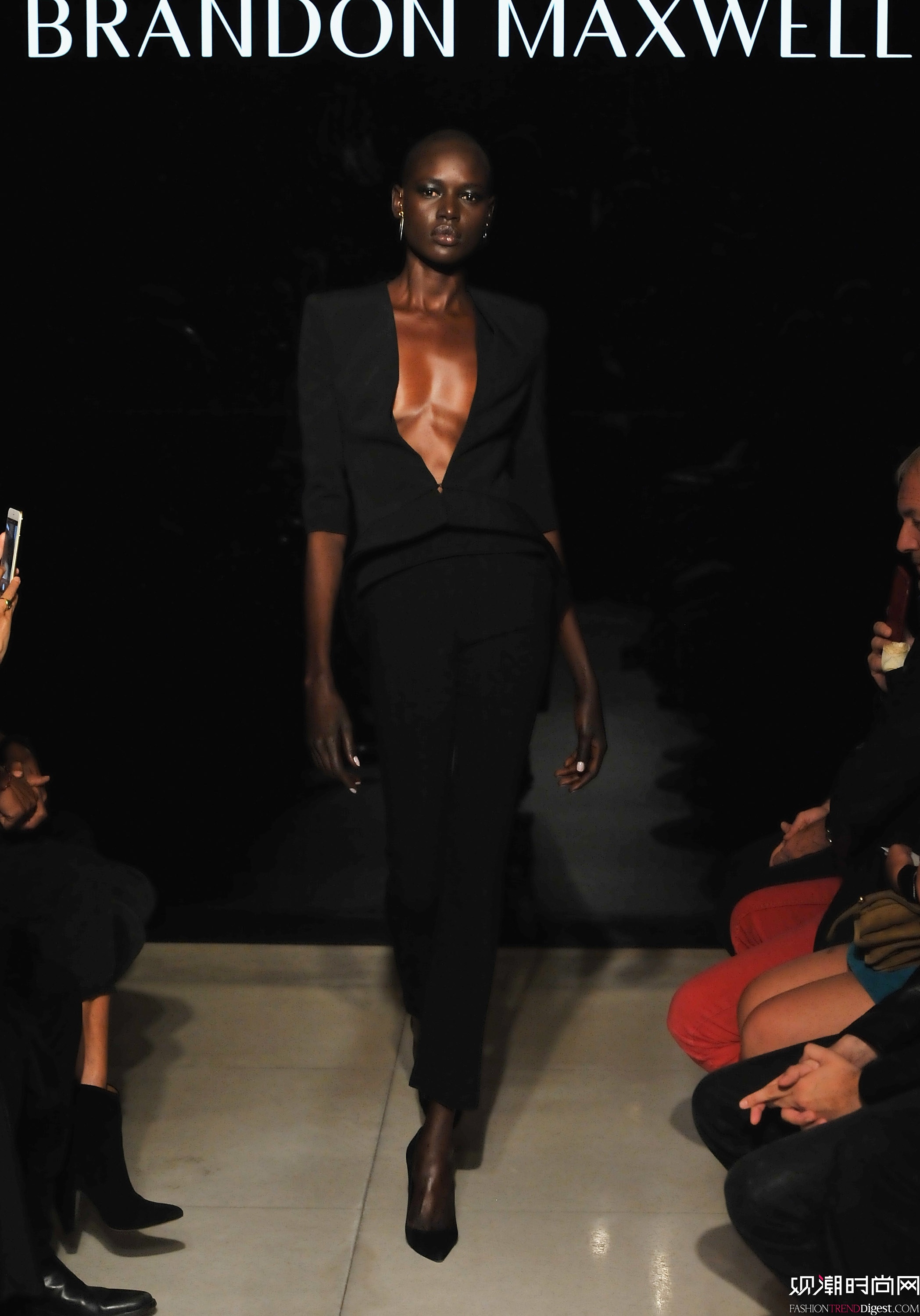 Brandon Maxwell 2016Ůװϵ㳡ͼƬ