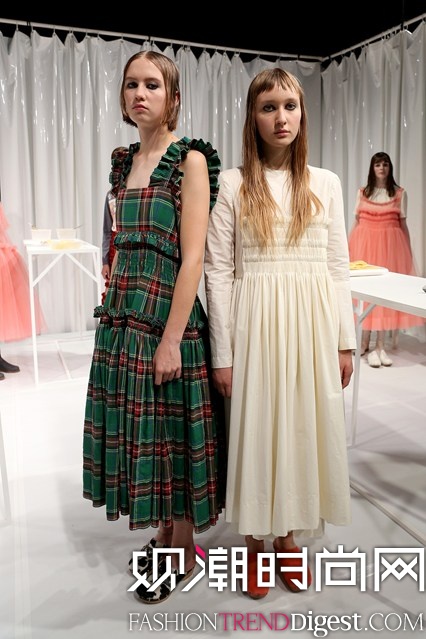 Molly Goddard 2016ϵLookBookDƬ