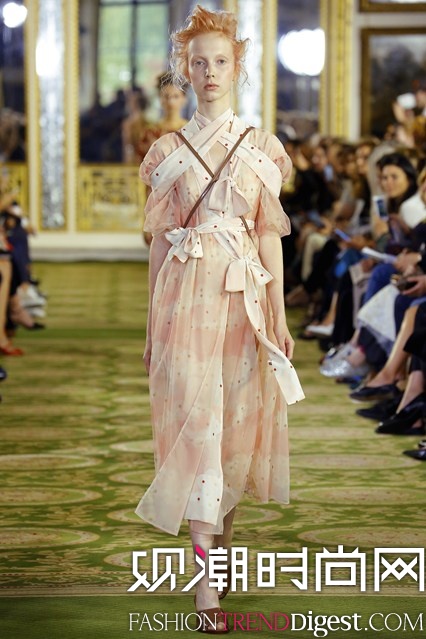 Simone Rocha 2016ʱװŮװϵ㳡ͼƬ