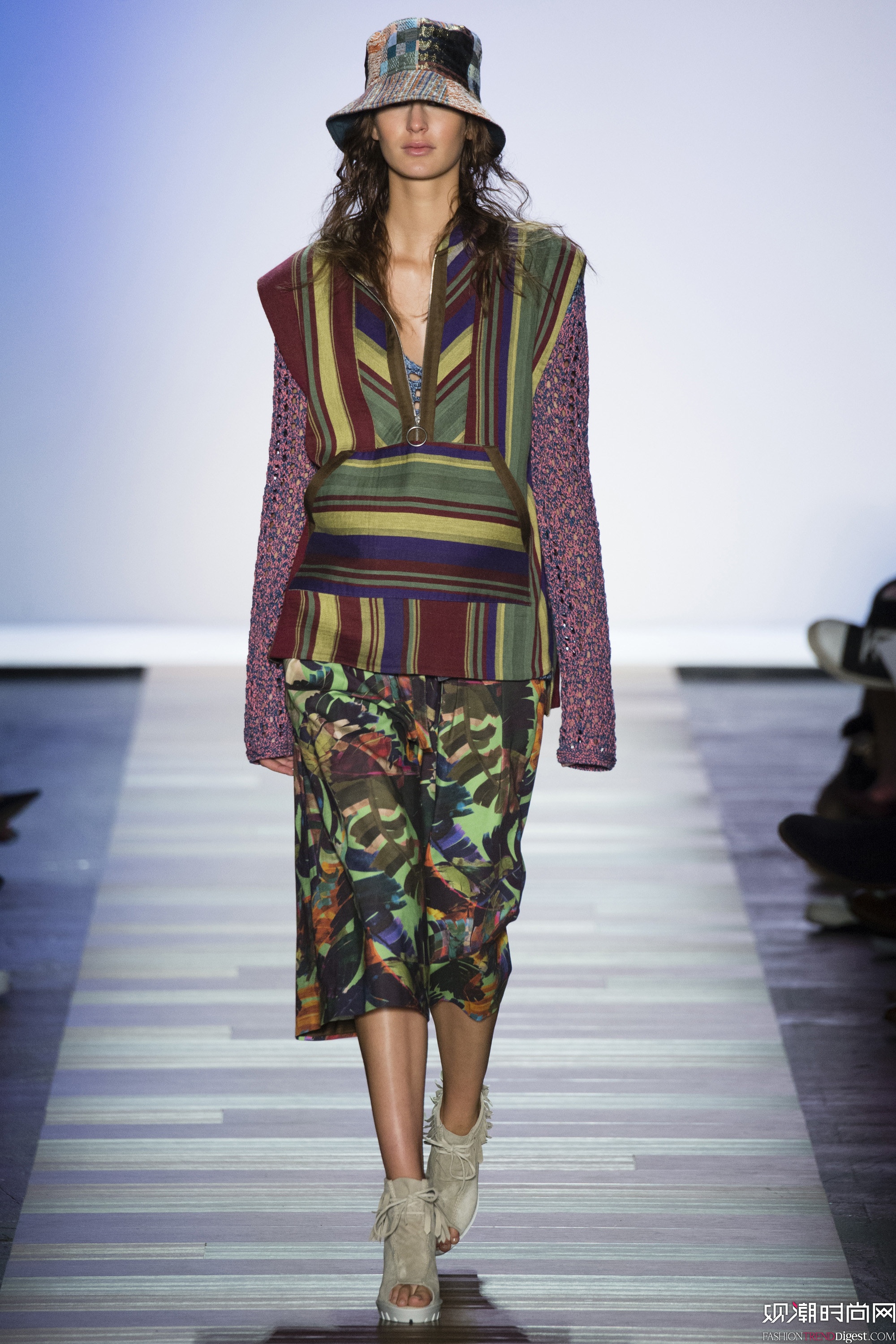 BCBG Max Azria 2016ϵм~srbܸDƬ