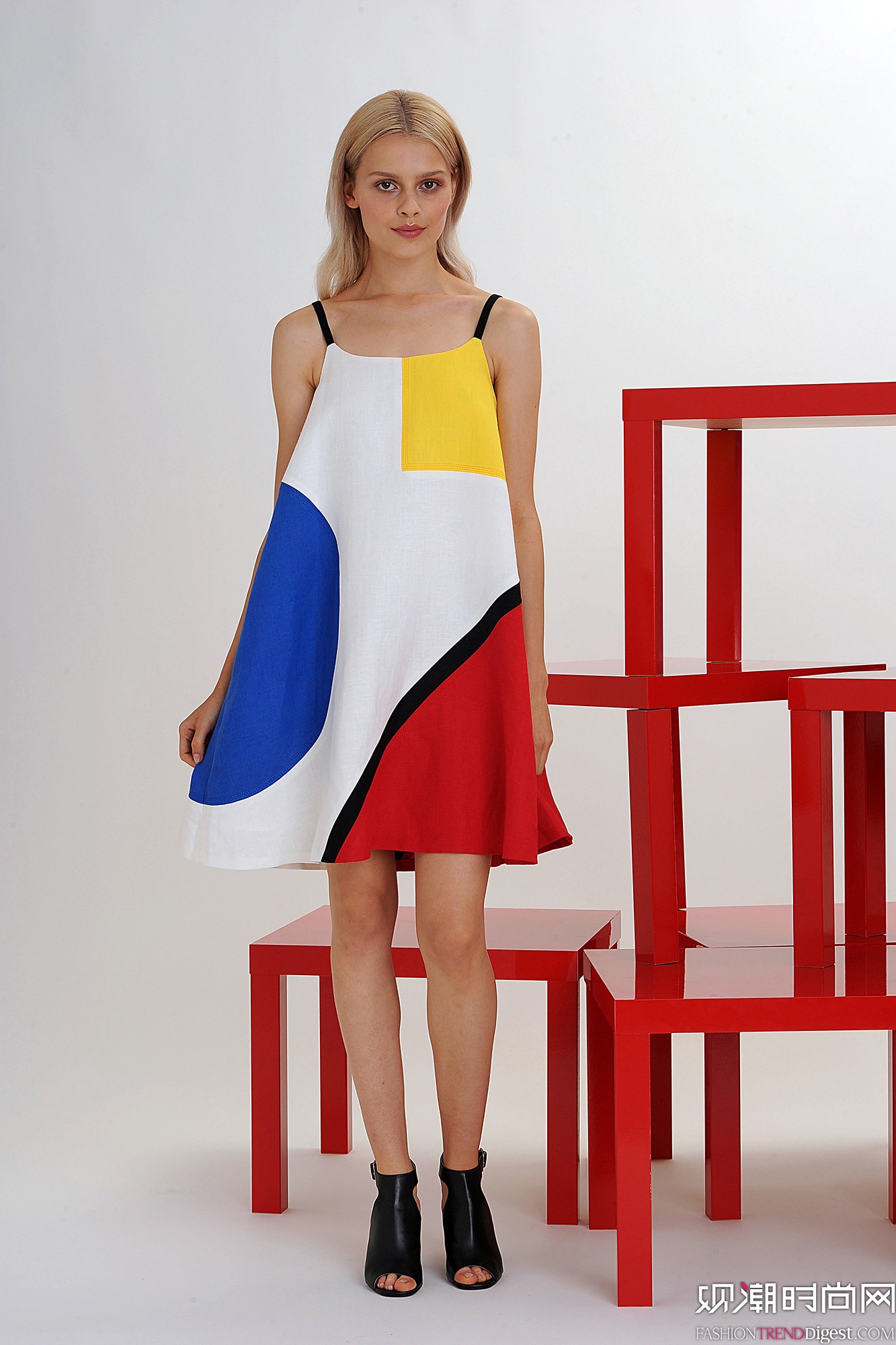 Lisa Perry 2016ϵLookBookDƬ