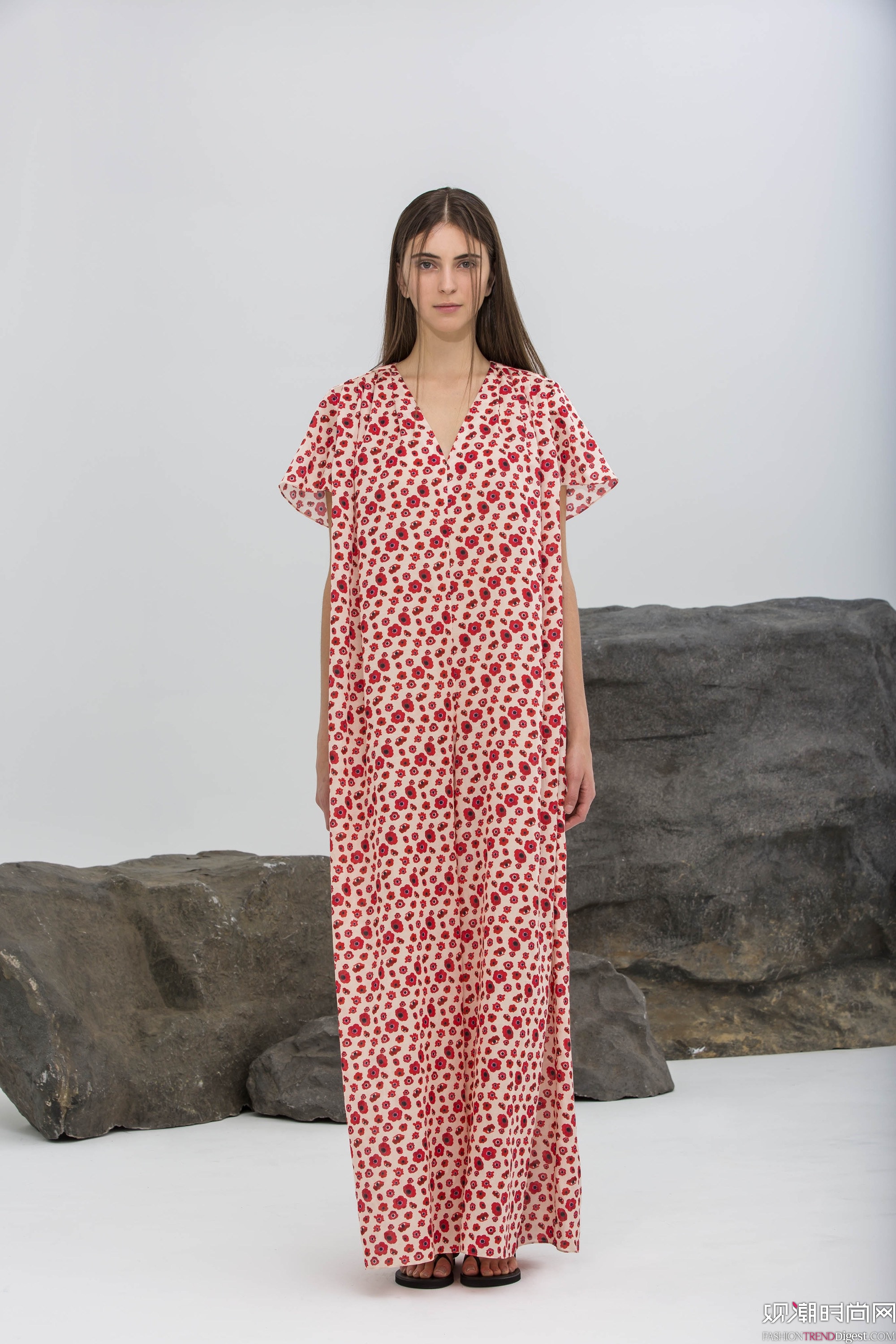 Rhi 2016ϵLookBookDƬ
