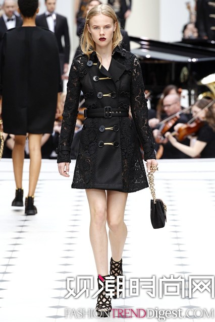 Burberry Prorsum 2016ϵ׶ʱװܸͼƬ