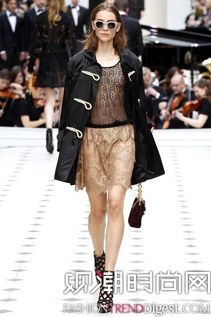 Burberry Prorsum 2016ϵ׶ʱװܸͼƬ