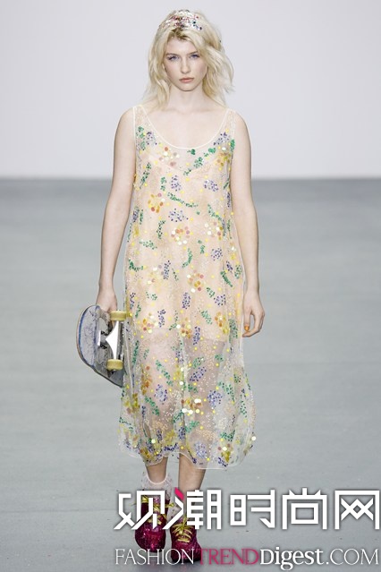 Ashish 2016ϵЂؕrbܸDƬ