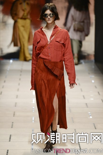 Trussardi 2016ϵmrbܸDƬ
