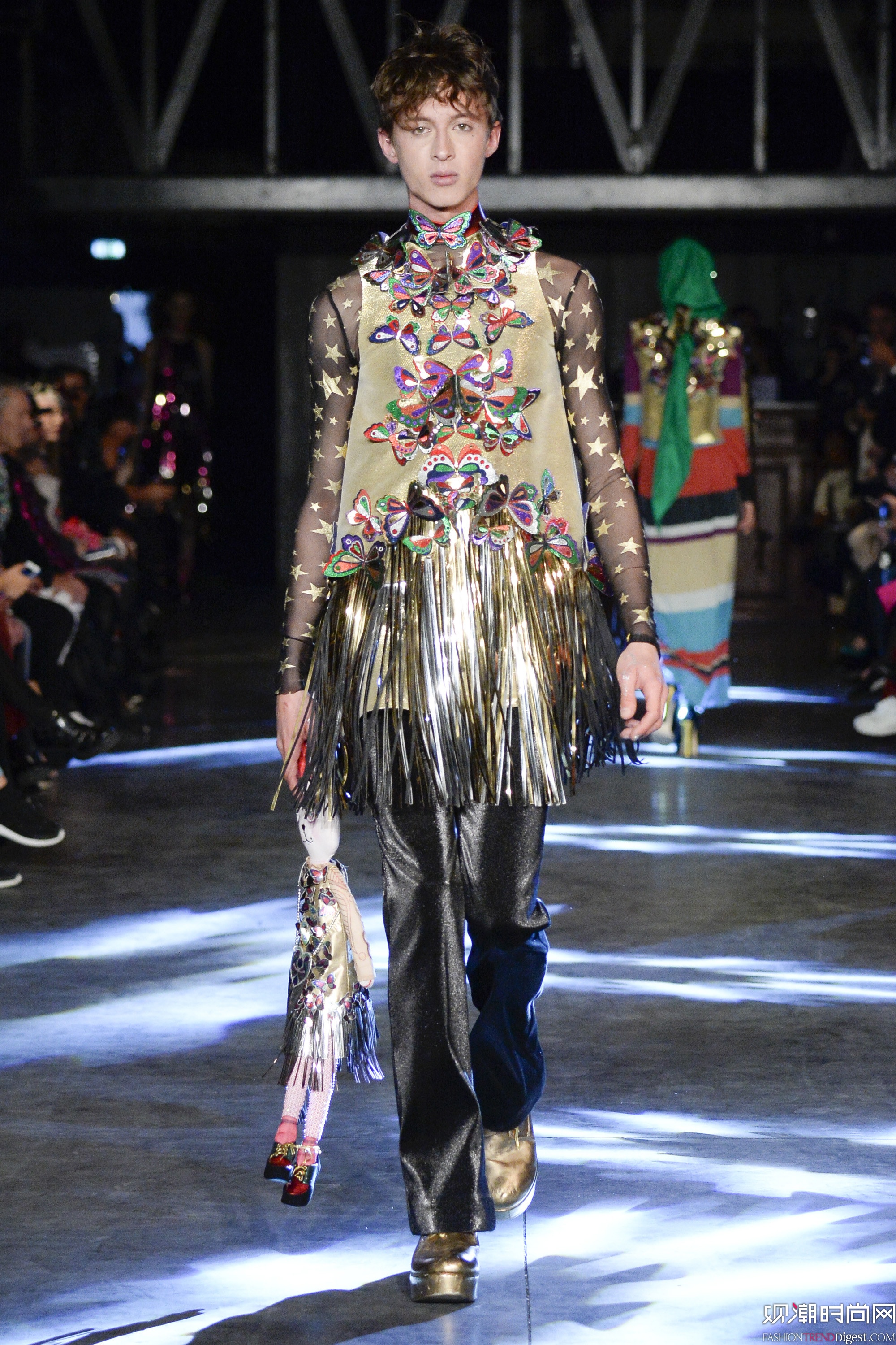 Manish Arora 2016ϵаrbܸDƬ