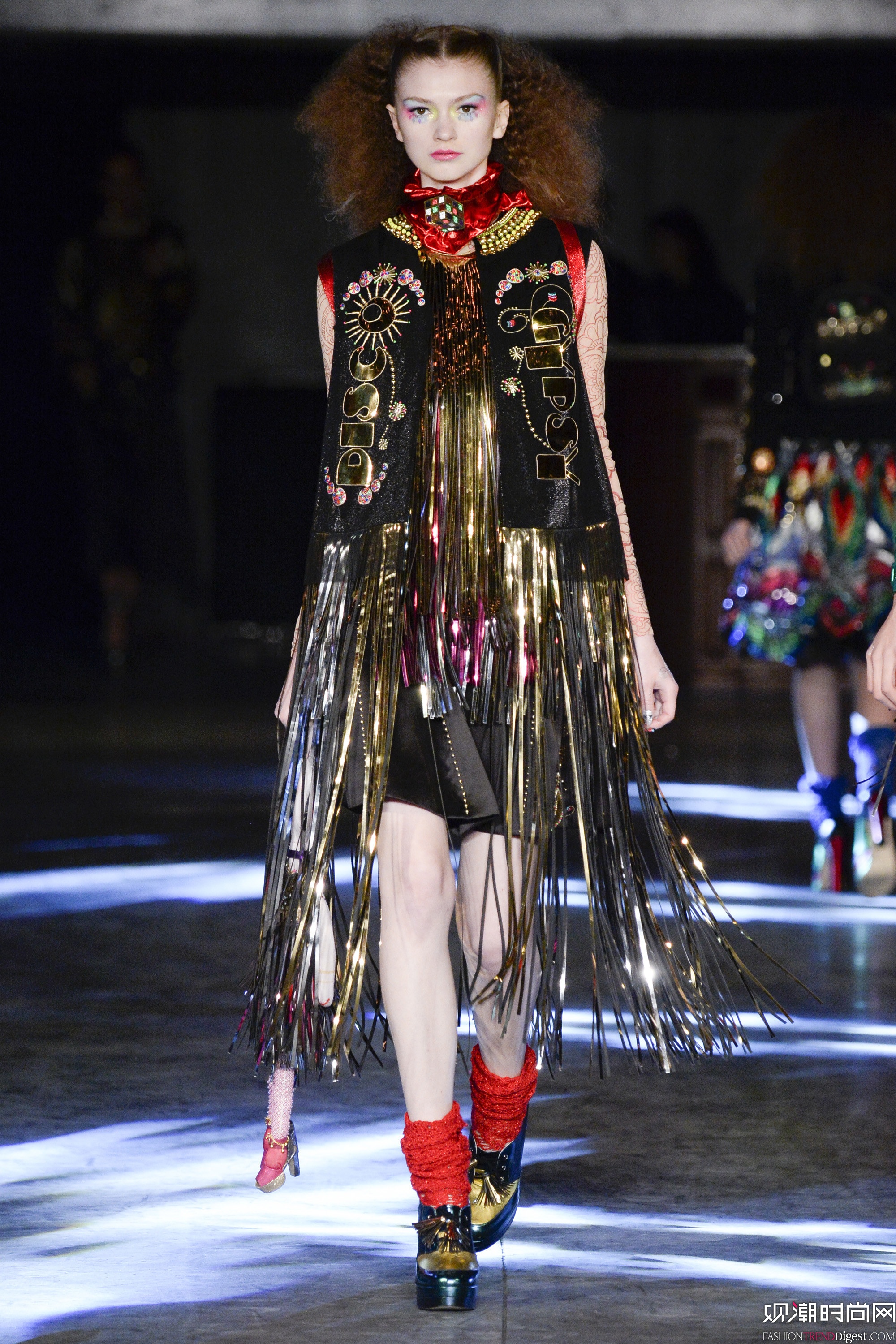 Manish Arora 2016ϵаrbܸDƬ