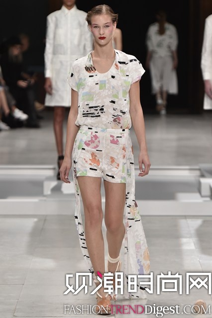 Chalayan 2016ϵаrbܸDƬ