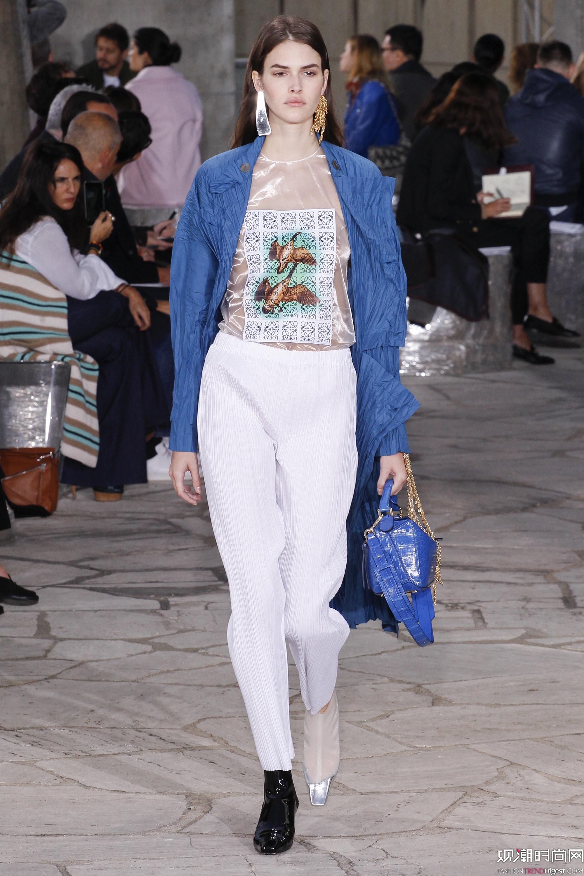 Loewe 2016ϵаrbܸDƬ