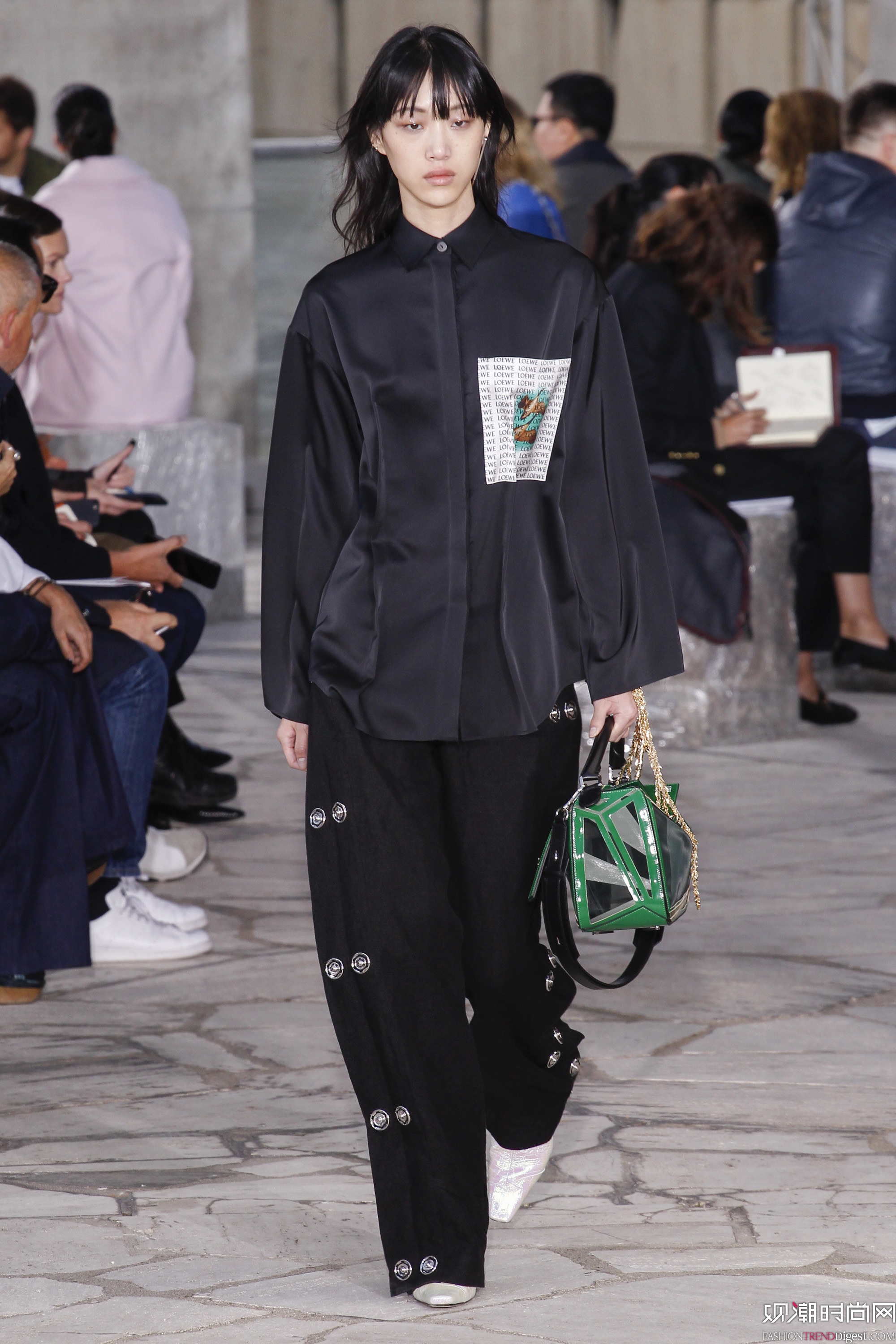 Loewe 2016ϵаrbܸDƬ