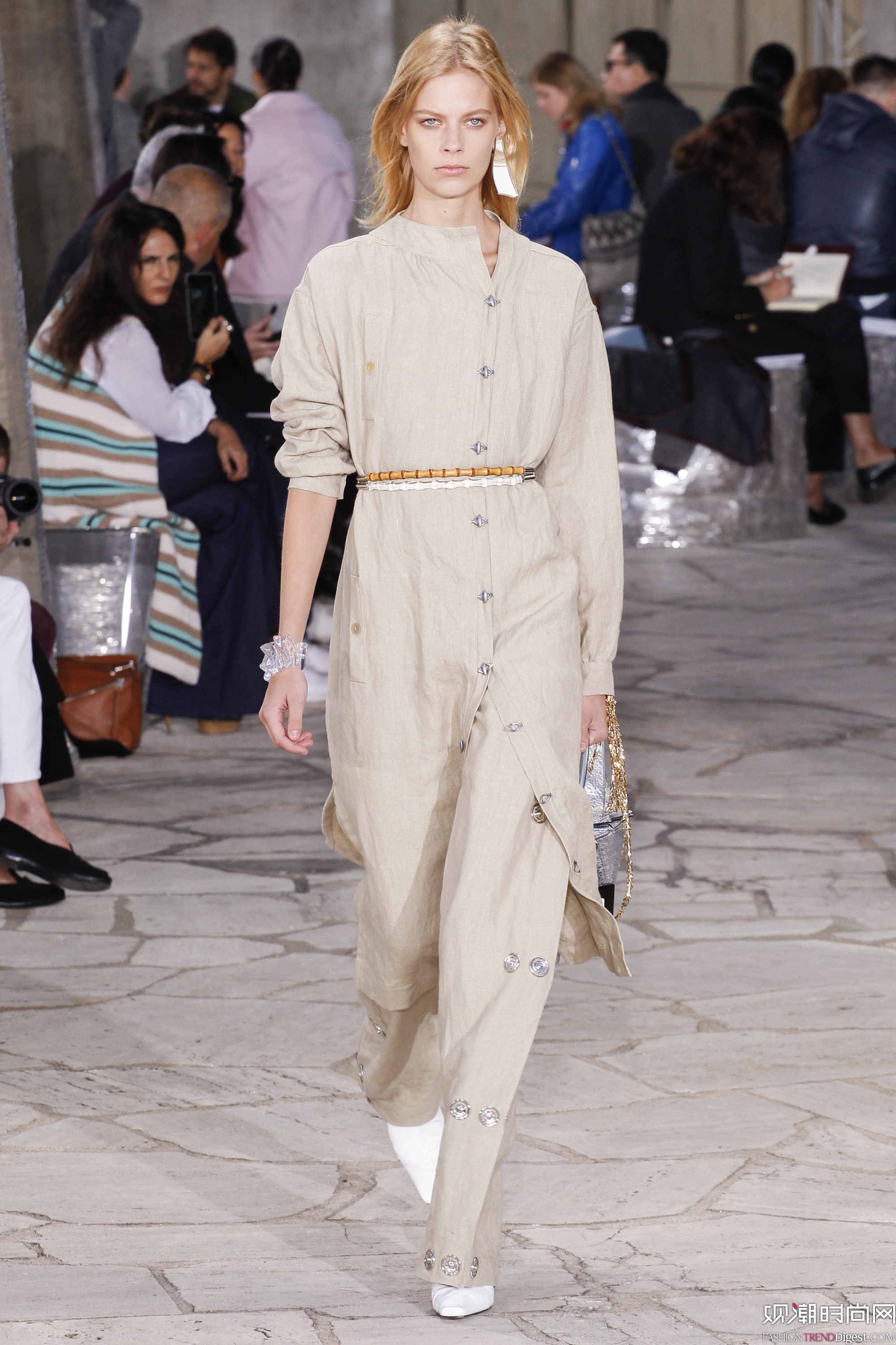 Loewe 2016ϵаr(sh)bܸDƬ