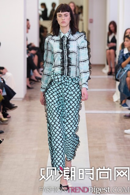 Emanuel Ungaro 2016ϵаrbܸDƬ