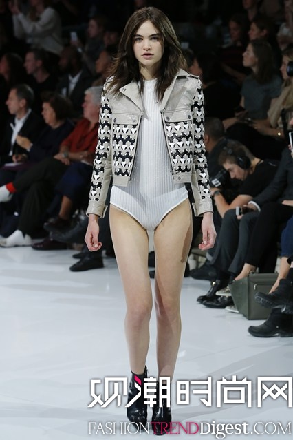 Courreges 2016ϵʱװܸͼƬ