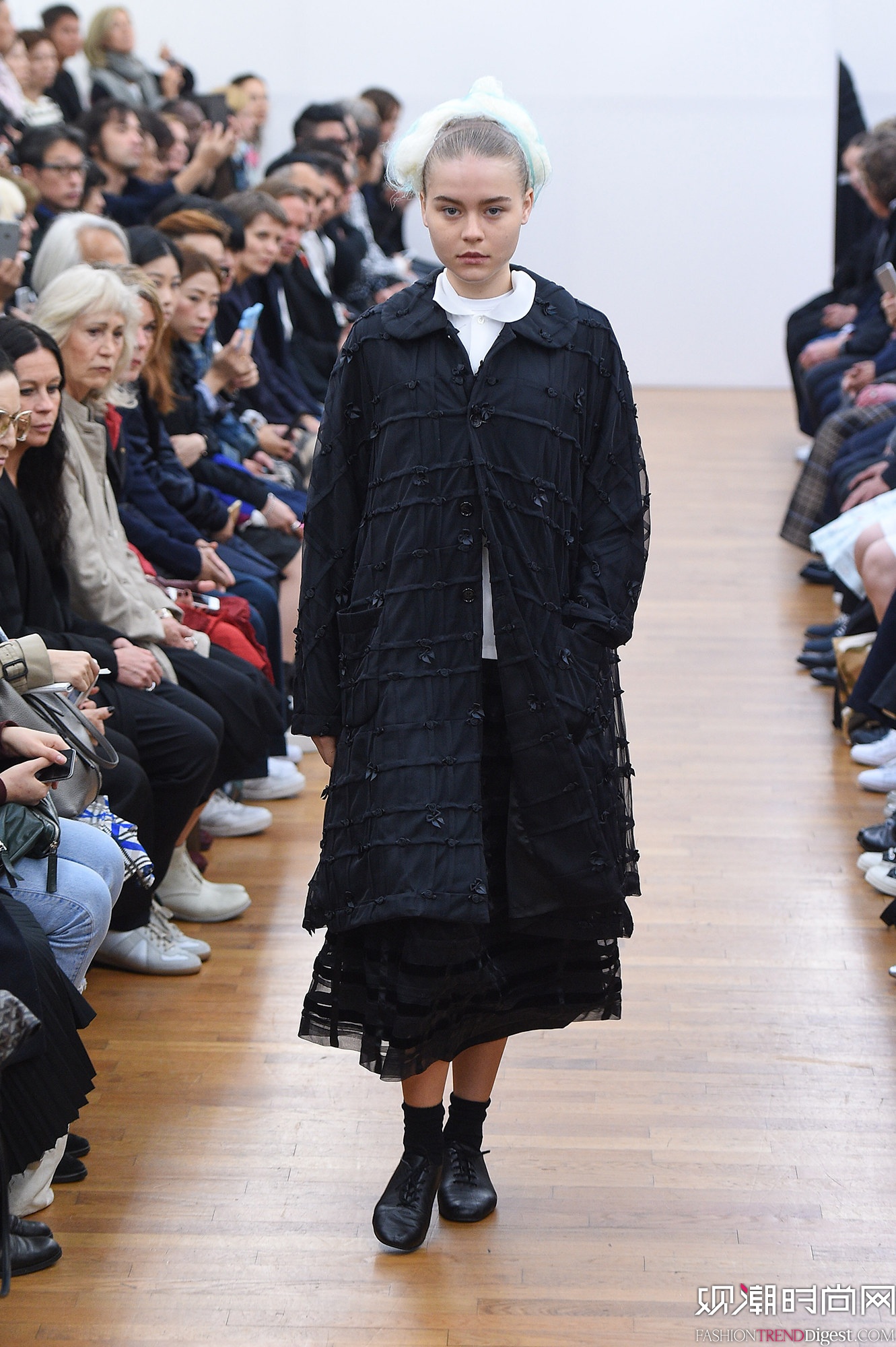 Comme des Garçons  Comme des Garçons 2016ϵаʱװܸͼƬ