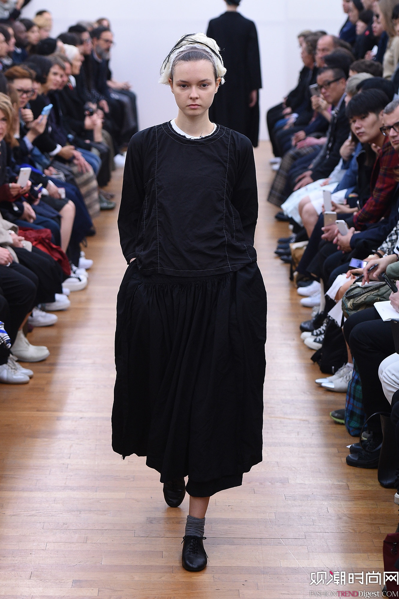 Comme des Garçons  Comme des Garçons 2016ϵаʱװܸͼƬ