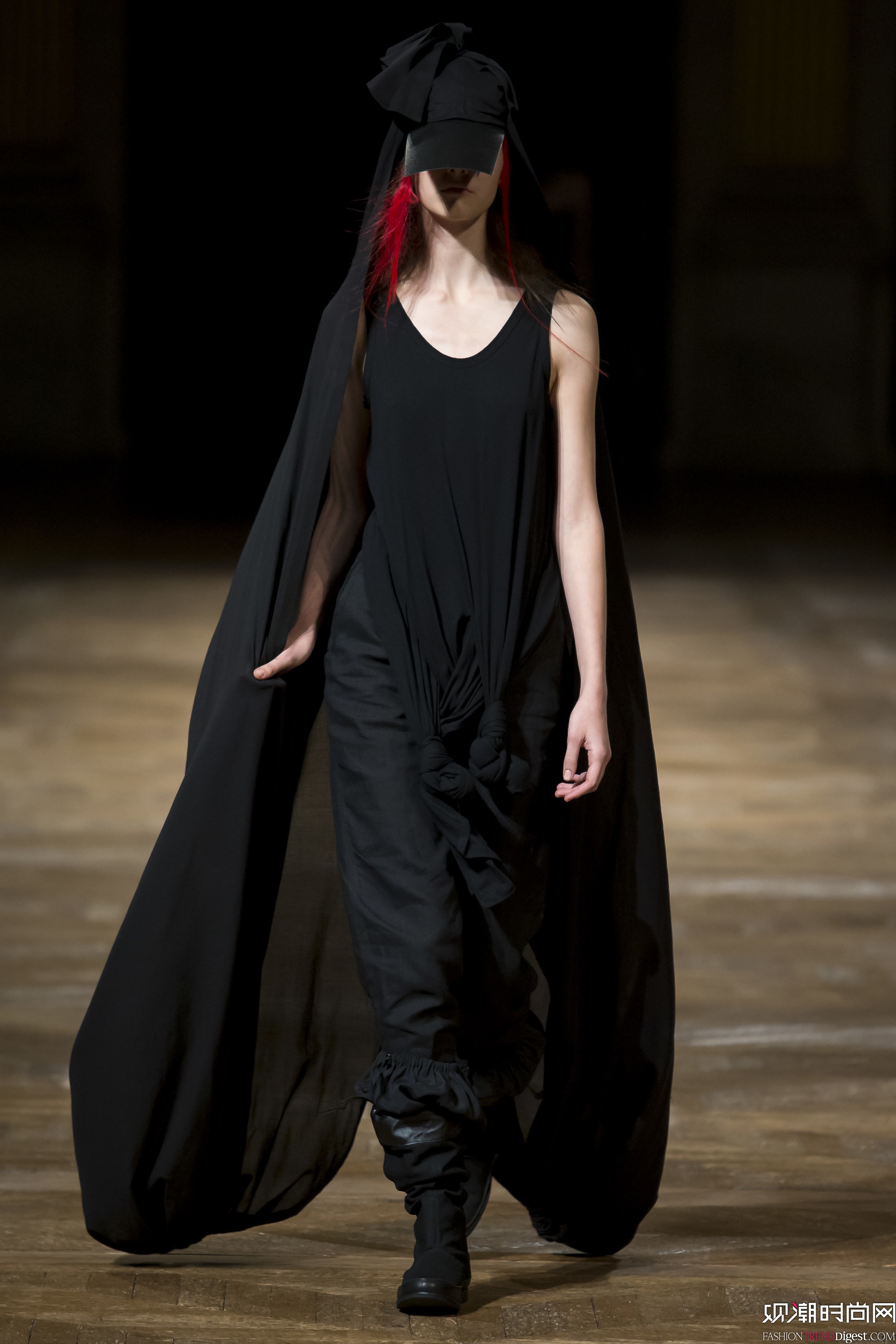 Yohji Yamamoto 2016ϵаrbܸDƬ