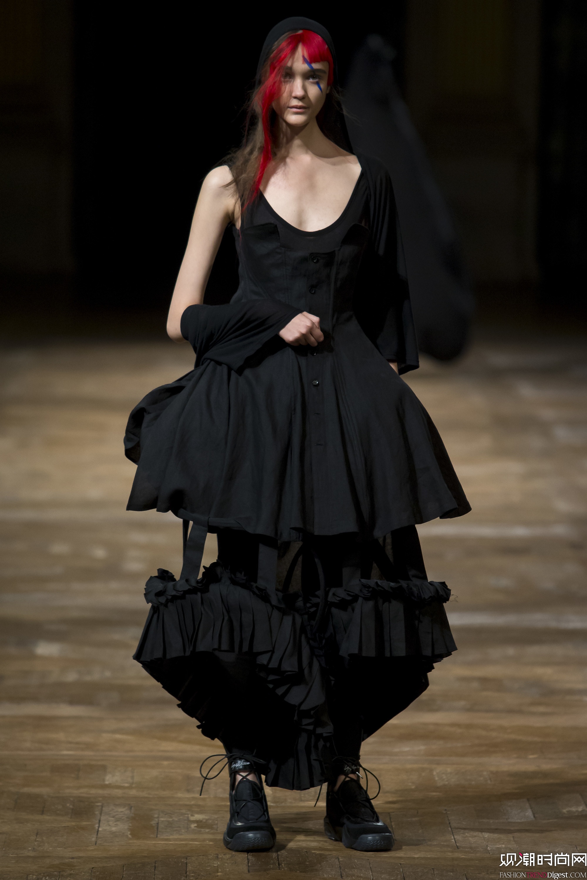 Yohji Yamamoto 2016ϵаrbܸDƬ
